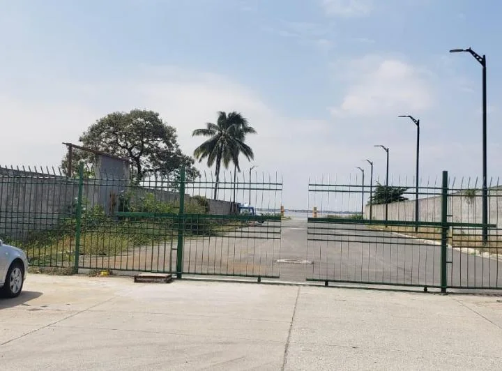 Terreno Comercial Ideal Para Proyecto, Sector Puerto Santa Ana, Guayas — imagen 1