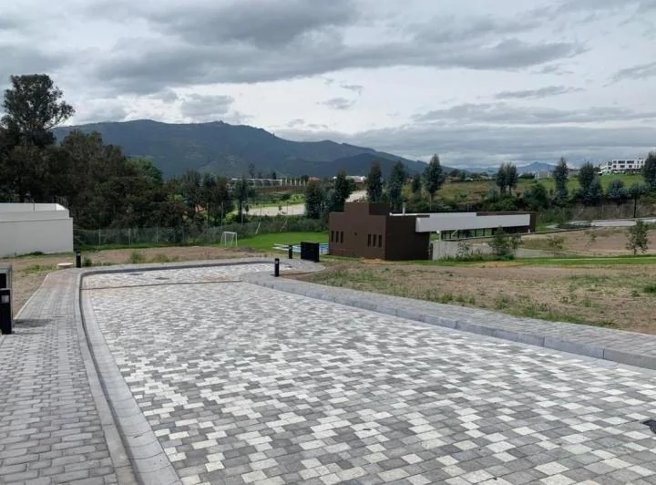 Vendo Terreno en Cumbayá Dentro de Urb — imagen 1