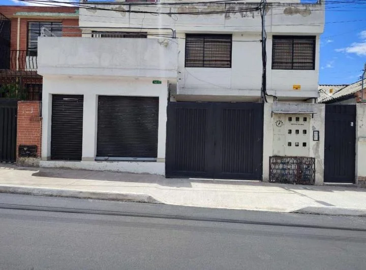 Venta o Renta Local Comercial, La Magadalena — imagen 1