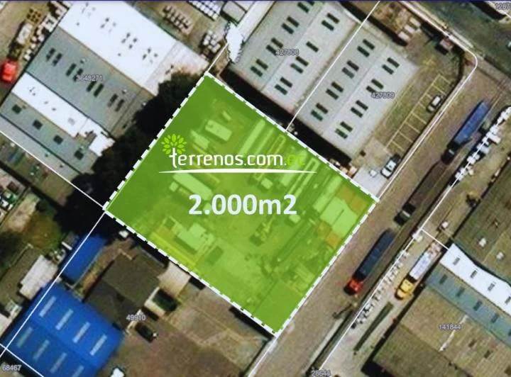 Terreno Industrial de 2.000 m² de Venta en Av Galo Plaza Lasso Sector Parkenor. Provincia de Pichincha — imagen 1