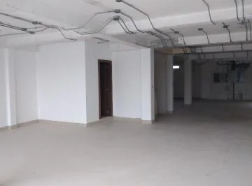Venta/alquiler Local 550.97 m² - en Plaza Comercial, Urdesa Central, Guayas — imagen 3