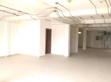 Venta/alquiler Local 550.97 m² - en Plaza Comercial, Urdesa Central, Guayas — imagen 2