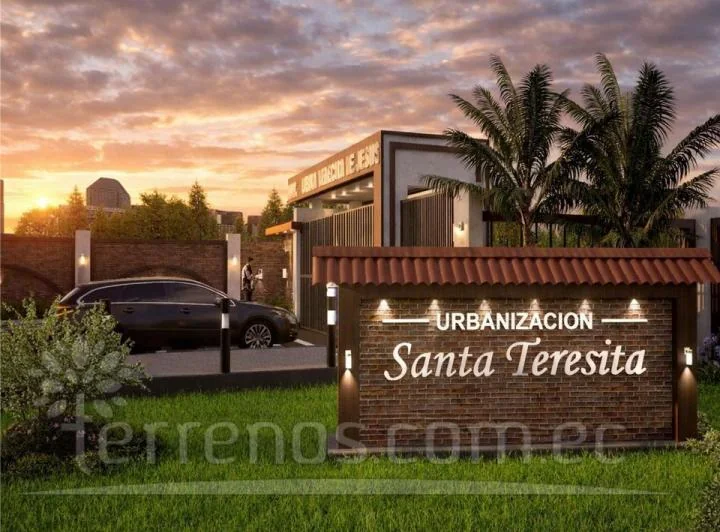 Terrenos de Venta en Pomasqui de 304 m² en Urbanización Privada — imagen 1