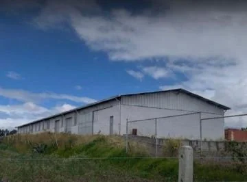 Terreno de 5.6 Has con Galpon y Vivienda Cerca E - 35 - Pastocalle, Cotopaxi — imagen 4