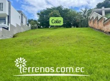 Se Vende Terreno de 1386 m² Urb. Privada en Cumbayá — imagen 2