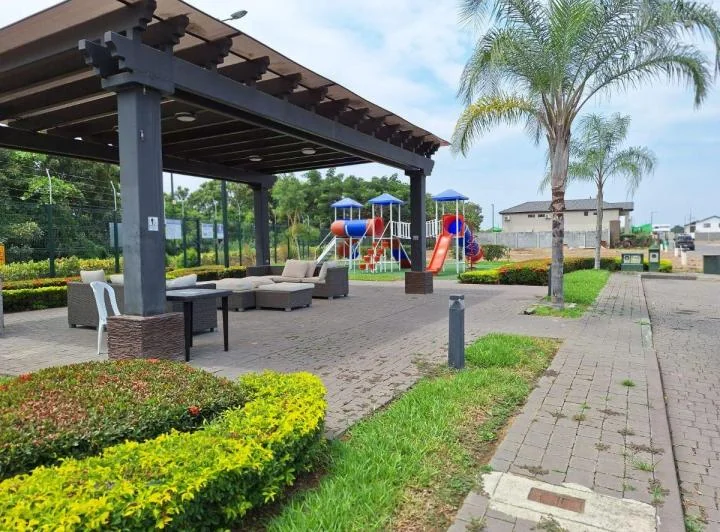 Terreno Premium en Isla Celeste Etapa Babor - K. Estrella, Guayas — imagen 1