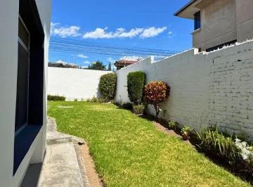 Casa de Venta en La Primavera, Cumbaya — imagen 3