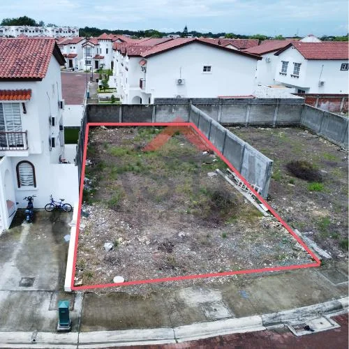 Se Vende Terreno en Urb Terranostra Granollers, Guayas — imagen 1