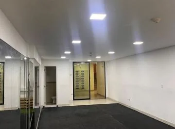Local Comercial en Venta en Laguna Plaza. Guayas — imagen 2