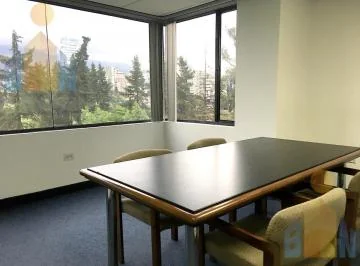 Oficina de Venta en Av de Los Shyris Quito — imagen 3