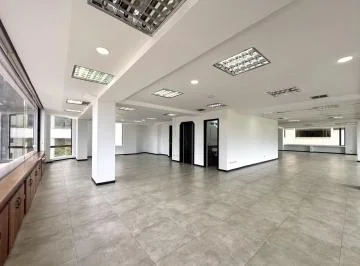 Oficina de Venta Frente Al Parque La Carolina Quito — imagen 3