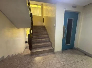 Venta Oficina Sin Parqueadero en El Sector de La Riofrío y 10 de Agosto — imagen 4