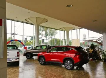 Vendo Concesionario en Av Galo Plaza Lasso, Sector Kennedy — imagen 2