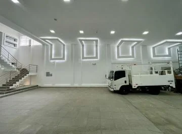 Local Comercial con Oficinas y Amplia Bodega a 4 Mins del Aeropuerto, Manabí — imagen 4