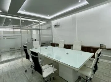 Local Comercial con Oficinas y Amplia Bodega a 4 Mins del Aeropuerto, Manabí — imagen 2