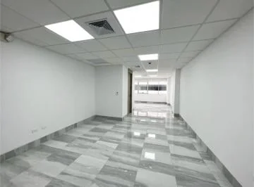 Venta Hermosa Oficina Comercial, Edificio Platiniun, Ciudad Milenium, Aurora, Guayas — imagen 5