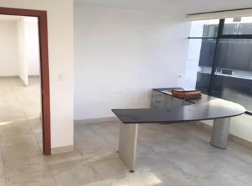 Oficina Ejecutiva 145 m² Centro Iñaquito - Excelente Ubicación y Precio — imagen 2