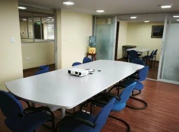 Oficina Remodelada - Sector 12 de Octubre — imagen 4