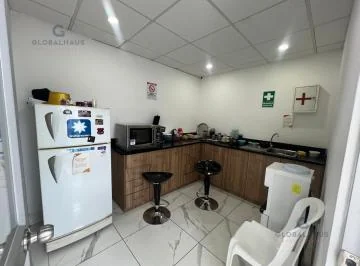 Venta de Amplio Consultorio Médico en Ubicado en Torre Médica Solaris con Parqueos. G. m. Guayas — imagen 2