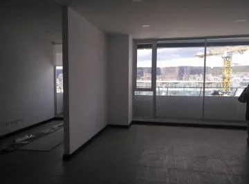 Vendo o Rento Oficina en La Av Naciones Unidas y Núñez de Vela — imagen 4
