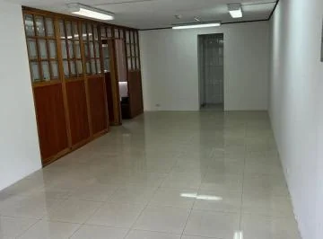 Oficina/local Comercial en Venta Sector Whymper y 6 de Diciembre — imagen 4
