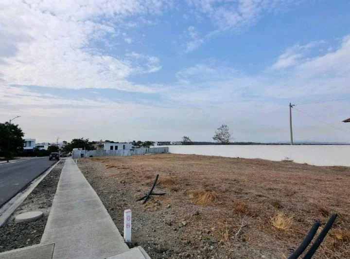 Vendo Terreno, Montecristi Golf Club, Excelente Ubicación, Manabí — imagen 1