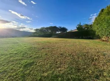 Terreno de 860 m² en Venta en Tumbaco con Una Vista Excelente. Provincia de Pichincha — imagen 3