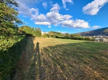 Terreno de 860 m² en Venta en Tumbaco con Una Vista Excelente. Provincia de Pichincha — imagen 2