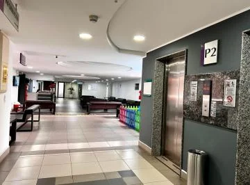 Hospital de Los Valles, Consultorio, Vista, Parqueo Privado — imagen 4