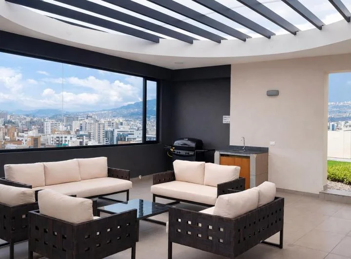 Venta Oficina La Portugal – Sector La Carolina, Edificio Corporativo — imagen 1