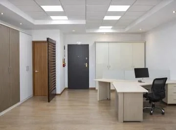 Venta Oficina La Portugal – Sector La Carolina, Edificio Corporativo — imagen 4