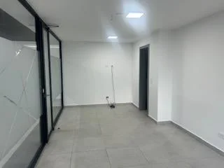 Venta y Alquiler Oficina Sector La Paz — imagen 4