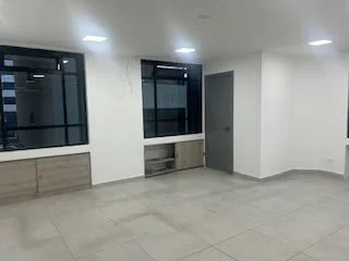 Venta y Alquiler Oficina Sector La Paz — imagen 3