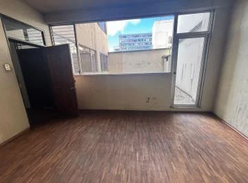 Venta Oficina Sin Parqueo en La Buenos Aires y Av 10 de Agosto — imagen 2