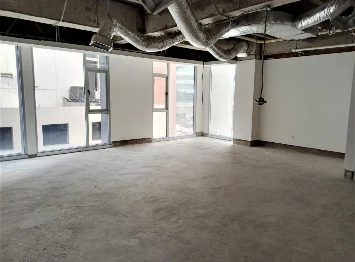 Venta de Oficina en El Edificio Agora 21, Sector Mall del Sol, 62,37 m², Guayas — imagen 1