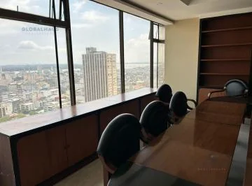Venta Y/o Alquiler de Oficina con 6 Parqueos Privados en Centro de Guayaquil Vista Panoramica. M. h. Guayas — imagen 5