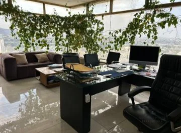 Venta Y/o Alquiler de Oficina con 6 Parqueos Privados en Centro de Guayaquil Vista Panoramica. M. h. Guayas — imagen 4