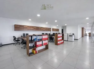 Venta Oficina Amplia en Edificio Metropolitan - Naciones Unidas - La Carolina — imagen 3