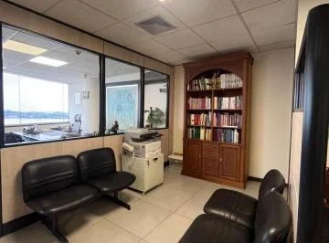 Oficina de Venta con Al Vista Al Río en The Point, Guayas — imagen 4