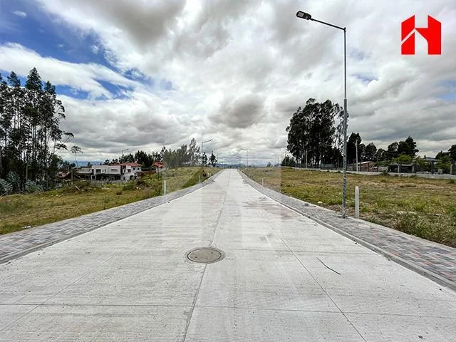 Vendo Terrenos en Cuenca Sector San Miguel de Putushi (St2266), Azuay — imagen 1