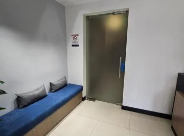 Venta Oficina Centro Norte Sector Plaza Argentina — imagen 3