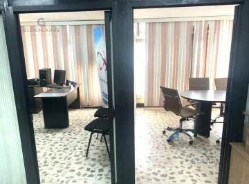 Venta de Oficina en Los Rios y Hurtado, Centro Guayaquil, 60 m² m. H. Guayas — imagen 3