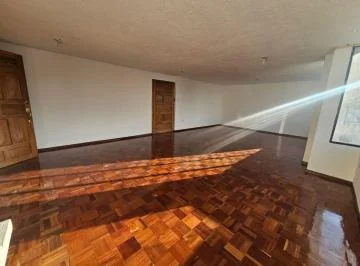 Venta Departamento Sector La Florida 149 m, 2 Cuadras Av La Prensa Ex Aeropuerto, Parqueadero — imagen 4