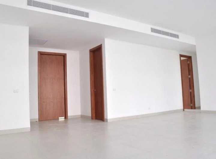 Departamento Planta Baja de 137 m² Mas Terraza con 3 Dorm, en Venta en Isla Mocolí, Guayas — imagen 1