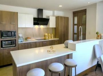 Exclusivo Departamento de Lujo 2 Habitaciones 2,5 Baños Sector Vista Linda, Azuay — imagen 4
