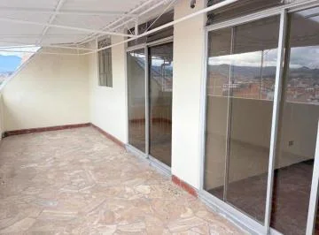 Gran Oportunidad Amplio Departamento en Venta en El Centro Histórico de Cuenca Ec. Azuay — imagen 2