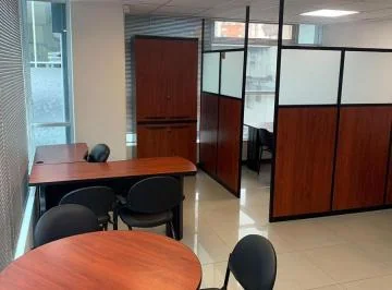 Vendo Oficina con Muebles Sector, La Carolina — imagen 3