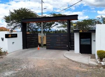 Mcl - Venta Amplia Suite Tumbaco - Urb. Algarrobos de La Viña — imagen 4
