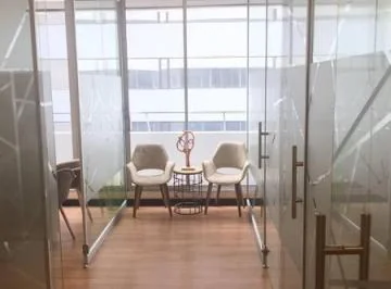 Oficina de Venta en Edificio Moderno — imagen 5