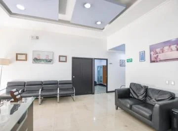 Oficina en Venta Gaspar de Villarroel y 6 de Diciembre 280 m² — imagen 4